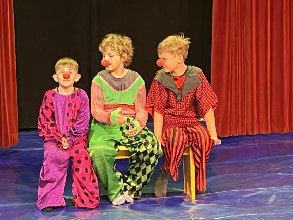Oberdorf: Projektwoche in der Manege